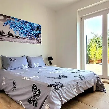 Апартаменты Avec Terrasse Jardin Ds Ind