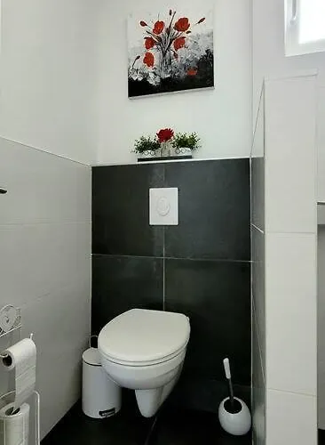 Avec Terrasse Jardin Ds Ind 아파트 Nomexy