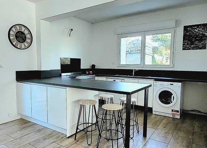 아파트 Avec Terrasse Jardin Ds Ind *